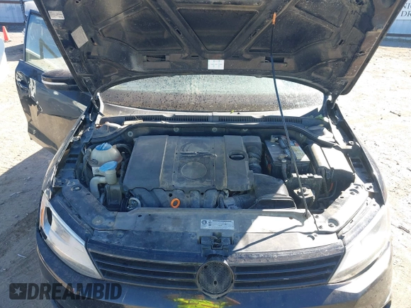 2012 Volkswagen Jetta SE with VIN 3VWDX7AJ1CM389176, listed as a IAAI auction lot 40603684 with 114,047 mi miles and . Bid and sale history available at DreamBid. Image 10.