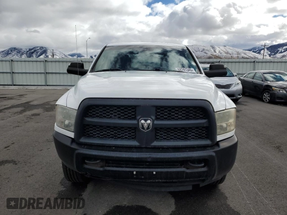 2013 Ram 2500 Tradesman z VIN 3C6TR5HT5DG560300, wystawiony jako Copart lot #44741345 z przebiegiem 213 016 mil mil oraz Szkoda całkowita • Salvage title. Historia ofert i sprzedaży dostępna na DreamBid. Obrazek 5.