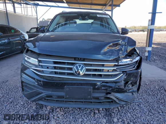 2024 Volkswagen Tiguan S with VIN 3VVRB7AX3RM089371, listed as a Copart auction lot 42391775 with 5,488 mi miles and Salvage Title. Bid and sale history available at carsss.com. Image 5.