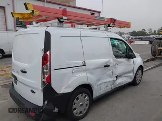 2022 Ford Transit Connect XL z VIN NM0LS6S25N1515521, wystawiony jako IAAI lot #42169156 z przebiegiem 57 646 mil mil oraz . Historia ofert i sprzedaży dostępna na DreamBid. Obrazek 13.