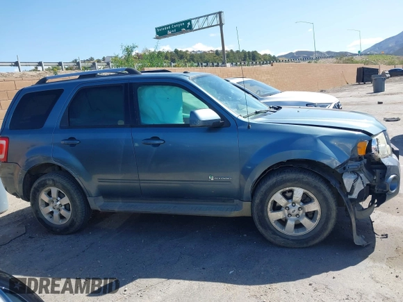 2011 Ford Escape Hybrid с VIN 1FMCU4K36BKC04787, выставлен на аукционе IAAI как лот 41947008 с пробегом 132 403 миль миль и . История ставок и продаж доступна на DreamBid. Изображение 13.