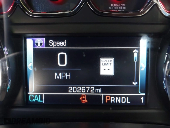 2018 GMC Sierra 2500HD SLT with VIN 1GT12TEY8JF139452, listed as a IAAI auction lot 41253932 with 202,672 mi miles. Bid and sale history available at carsss.com. Image 15.