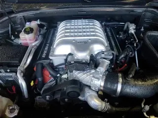 2021 Jeep Grand Cherokee Trackhawk z VIN 1C4RJFN99MC822394, wystawiony jako Copart lot #86202395 z przebiegiem 28 732 mil mil oraz Szkoda całkowita • Salvage title. Historia ofert i sprzedaży dostępna na DreamBid. Obrazek 15.