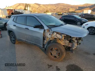 2017 Jeep Compass Sport with VIN 3C4NJCABXHT597936, listed as a Copart auction lot 81697134 with Not provided miles and Clean title. Bid and sale history available at DreamBid. Image 4.