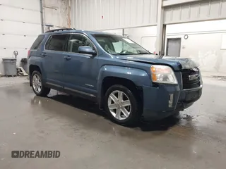 2011 GMC Terrain SLE-2 z VIN 2CTFLTEC4B6273592, wystawiony jako IAAI lot #42301640 z przebiegiem 108 421 mil mil oraz . Historia ofert i sprzedaży dostępna na DreamBid. Obrazek 1.