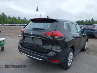 2017 Nissan Rogue SV z VIN KNMAT2MT9HP519773, wystawiony jako IAAI lot #42251447 z przebiegiem 37 020 mil mil oraz . Historia ofert i sprzedaży dostępna na DreamBid. Obrazek 4.
