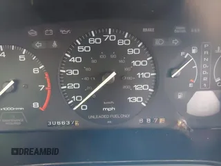 1992 Honda Accord z VIN 1HGCB7252NA025400, wystawiony jako IAAI lot #42438708 z przebiegiem 306 637 mil mil oraz . Historia ofert i sprzedaży dostępna na DreamBid. Obrazek 7.