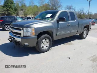 2011 Chevrolet Silverado 1500 LT with VIN 1GCRKSE36BZ417931, listed as a IAAI auction lot 42143166 with 180,033 mi miles and . Bid and sale history available at DreamBid. Image 17.