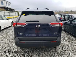 2023 Toyota RAV4 XLE with VIN 2T3P1RFV1PW363786, listed as a Copart auction lot 53697715 with 8,220 mi miles and Salvage title. Bid and sale history available at DreamBid. Image 6.