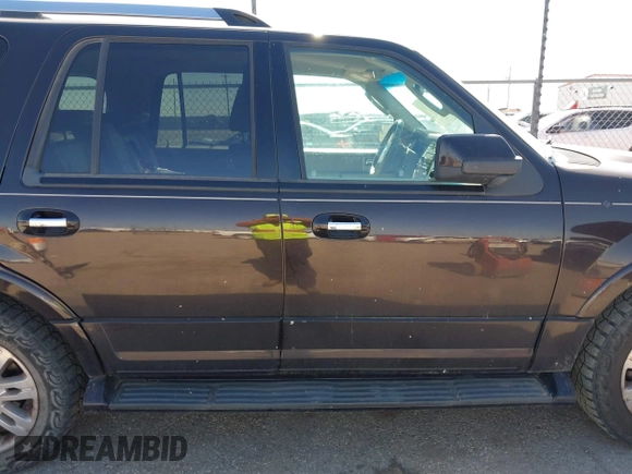 2013 Ford Expedition Limited z VIN 1FMJU2A58DEF01933, wystawiony jako IAAI lot #42259204 z przebiegiem 218 193 mil mil oraz . Historia ofert i sprzedaży dostępna na DreamBid. Obrazek 13.