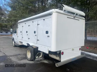 2018 Ford Econoline Commercial with VIN 1FDXE4FS4JDC33224, listed as a Copart auction lot 44239625 with 148,517 mi miles and Clean Title. Bid and sale history available at carsss.com. Image 3.