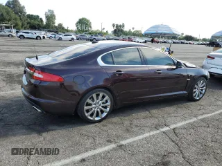 2011 Jaguar XF Premium with VIN SAJWA0GB1BLS08325, listed as a Copart auction lot 61190335 with 61,656 mi miles and Salvage title. Bid and sale history available at DreamBid. Image 3.