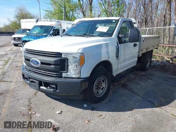 2017 Ford Super Duty F-250 SRW XL with VIN 1FDBF2A64HEC99847, listed as a IAAI auction lot 41982748 with 88,368 mi miles. Bid and sale history available at carsss.com. Image 17.