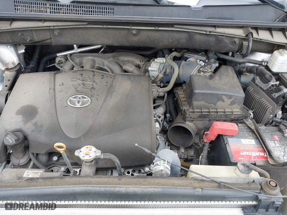2019 Toyota Highlander SE with VIN 5TDJZRFH8KS727883, listed as a IAAI auction lot 41882956 with 56,043 mi miles. Bid and sale history available at carsss.com. Image 10.