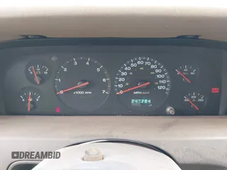 2001 Jeep Grand Cherokee Laredo с VIN 1J4GX48S61C623687, выставлен на аукционе IAAI как лот 41957295 с пробегом 247 284 миль миль и . История ставок и продаж доступна на DreamBid. Изображение 7.