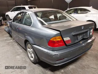 2001 BMW 3 Series 325Ci with VIN WBABN33471JW48292, listed as a IAAI auction lot 41557412 with 118,000 mi miles. Bid and sale history available at carsss.com. Image 3.