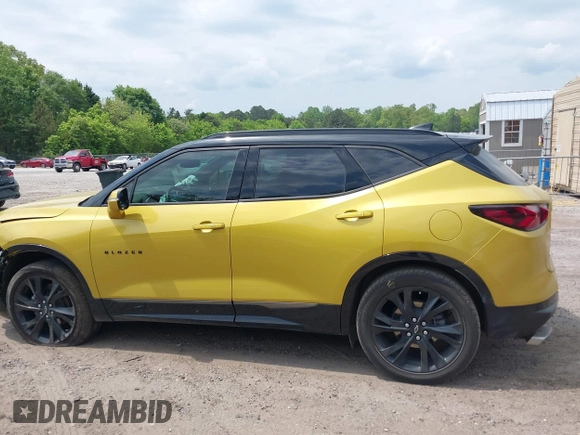 2022 Chevrolet Blazer RS z VIN 3GNKBERS9NS130659, wystawiony jako IAAI lot #39295225 z przebiegiem 48 605 mil mil oraz . Historia ofert i sprzedaży dostępna na DreamBid. Obrazek 14.