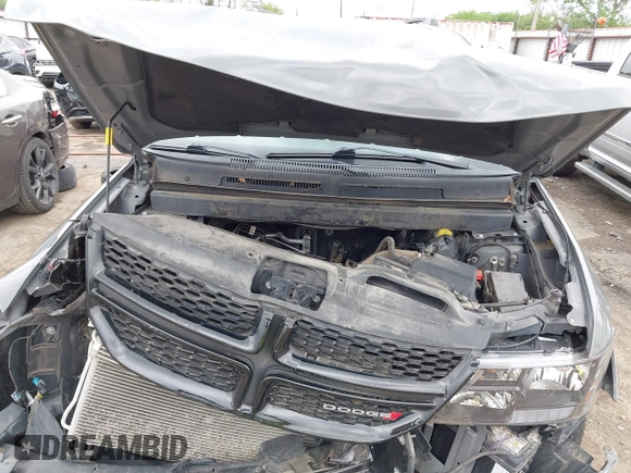 2020 Dodge Journey SE Value with VIN 3C4PDCAB0LT253914, listed as a IAAI auction lot 42064609 with 65,667 mi miles and . Bid and sale history available at carsss.com. Image 10.