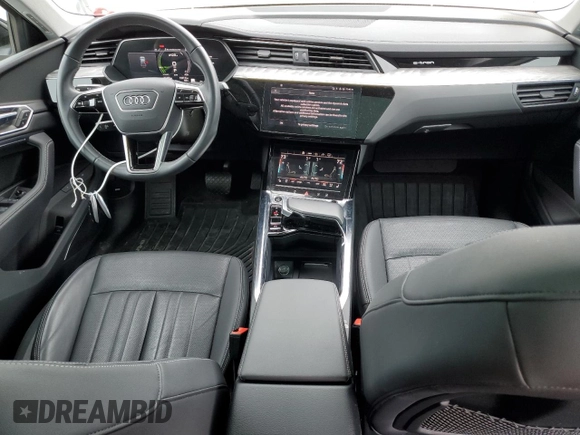 2022 Audi e-tron Sportback S line Premium Plus z VIN WA12AAGE7NB007093, wystawiony jako Copart lot #57248545 z przebiegiem 21 275 mil mil oraz Szkoda całkowita • Salvage title. Historia ofert i sprzedaży dostępna na DreamBid. Obrazek 8.