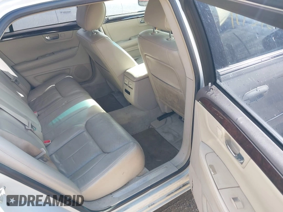 2010 Cadillac DTS w/1SC with VIN 1G6KD5EY2AU105662, listed as a IAAI auction lot 41739669 with 126,335 mi miles. Bid and sale history available at carsss.com. Image 8.