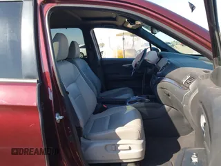 2021 Honda Passport EX-L z VIN 5FNYF8H5XMB007951, wystawiony jako IAAI lot #41776701 z przebiegiem 41 253 mil mil oraz . Historia ofert i sprzedaży dostępna na DreamBid. Obrazek 5.