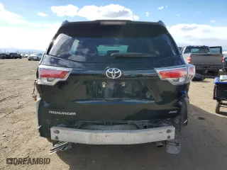 2016 Toyota Highlander LE with VIN 5TDBKRFH2GS330914, listed as a Copart auction lot 46844925 with 136,702 mi miles and Salvage Title. Bid and sale history available at carsss.com. Image 6.