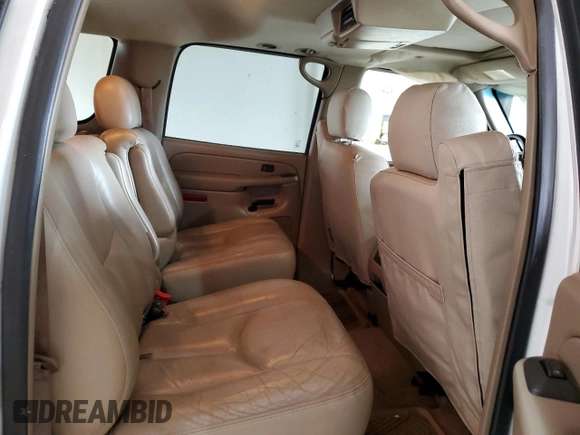 2004 Chevrolet Suburban LS with VIN 1GNFK16Z04J178577, listed as a Copart auction lot 47387085 with 218,227 mi miles and Salvage Title. Bid and sale history available at carsss.com. Image 11.