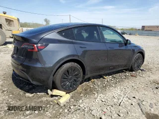 2024 Tesla Model Y Long Range with VIN 7SAYGDEE4RF990274, listed as a Copart auction lot 54239025 with 8,726 mi miles and Salvage title. Bid and sale history available at DreamBid. Image 3.
