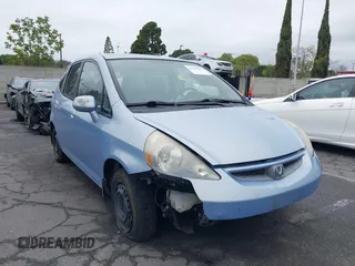 2008 Honda Fit with VIN JHMGD38468S060567, listed as a IAAI auction lot 41702807 with 173,028 mi miles. Bid and sale history available at carsss.com. Image 1.