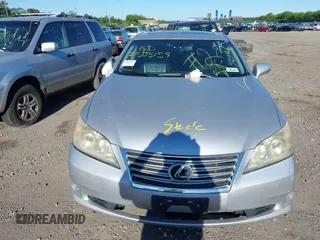 2012 Lexus ES 330 z VIN JTHBK1EG0C2482894, wystawiony jako IAAI lot #42305273 z przebiegiem Nie podano mil oraz . Historia ofert i sprzedaży dostępna na DreamBid. Obrazek 10.