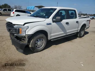 2019 Ford F-150 XL with VIN 1FTEW1E52KFC63864, listed as a Copart auction lot 43713355 with 32,177 mi miles and Salvage Title. Bid and sale history available at carsss.com. Image 1.