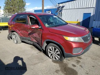 2011 Kia Sorento LX with VIN 5XYKTDA28BG057065, listed as a Copart auction lot 49723015 with 186,912 mi miles and Salvage Title. Bid and sale history available at carsss.com. Image 4.