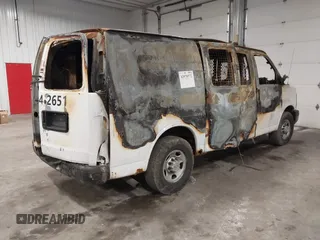 2007 Chevrolet Express Cargo z VIN 1GCGG25V571161541, wystawiony jako IAAI lot #42070572 z przebiegiem Nie podano mil oraz . Historia ofert i sprzedaży dostępna na DreamBid. Obrazek 4.