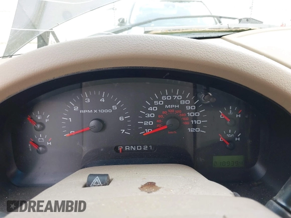 2006 Ford F-150 XLT z VIN 1FTPX145X6NA17017, wystawiony jako IAAI lot #42412659 z przebiegiem 218 939 mil mil oraz . Historia ofert i sprzedaży dostępna na DreamBid. Obrazek 7.