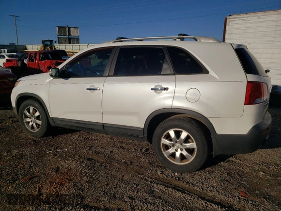 2012 Kia Sorento LX with VIN 5XYKT3A66CG272233, listed as a Copart auction lot 49393445 with 253,328 mi miles and Salvage Title. Bid and sale history available at DreamBid. Image 2.