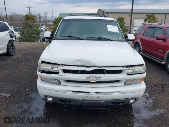 2002 Chevrolet Suburban Z71 with VIN 3GNFK16Z42G138355, listed as a IAAI auction lot 41691463 with 207,255 mi miles. Bid and sale history available at carsss.com. Image 6.