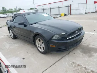 2013 Ford Mustang V6 with VIN 1ZVBP8EM9D5239373, listed as a IAAI auction lot 42373631 with 110,821 mi miles and . Bid and sale history available at DreamBid. Image 1.
