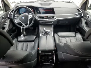 2022 BMW X7 xDrive40i z VIN 5UXCW2C00N9K29220, wystawiony jako Copart lot #59140955 z przebiegiem 56 877 mil mil oraz Szkoda całkowita • Salvage title. Historia ofert i sprzedaży dostępna na DreamBid. Obrazek 8.