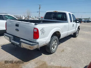 2015 Ford F-250 XLT with VIN 1FT7X2B61FEC27913, listed as a IAAI auction lot 42362011 with 125,784 mi miles and . Bid and sale history available at DreamBid. Image 4.