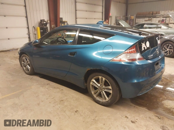2013 Honda CR-Z with VIN JHMZF1D44DS000083, listed as a IAAI auction lot 41601324 with 212,884 mi miles. Bid and sale history available at carsss.com. Image 3.