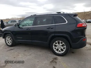 2015 Jeep Cherokee Latitude with VIN 1C4PJMCB8FW679487, listed as a Copart auction lot 51678345 with 139,027 mi miles and Salvage Title. Bid and sale history available at carsss.com. Image 2.