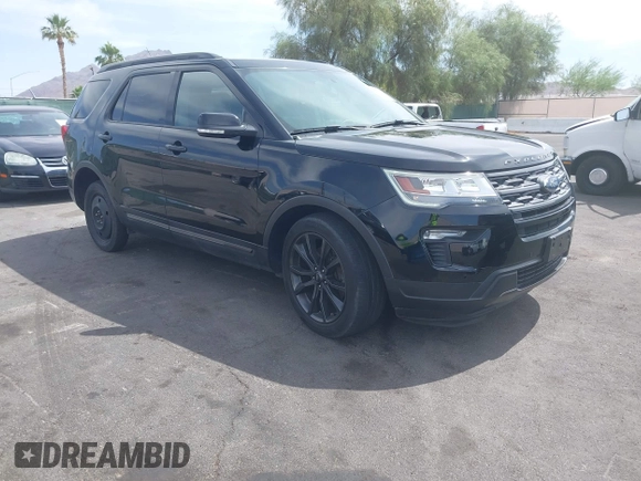 2018 Ford Explorer XLT z VIN 1FM5K7D89JGB09280, wystawiony jako IAAI lot #42360480 z przebiegiem 76 727 mil mil oraz . Historia ofert i sprzedaży dostępna na DreamBid. Obrazek 1.
