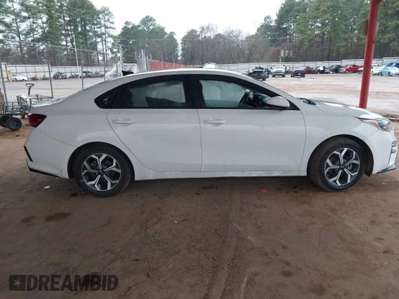 2021 Kia Forte LXS with VIN 3KPF24AD9ME329578, listed as a IAAI auction lot 41600312 with 73,272 mi miles. Bid and sale history available at carsss.com. Image 13.