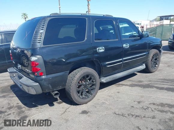 2004 Chevrolet Tahoe LS z VIN 1GNEC13V04R295023, wystawiony jako IAAI lot #42304325 z przebiegiem 170 153 mil mil oraz . Historia ofert i sprzedaży dostępna na DreamBid. Obrazek 4.