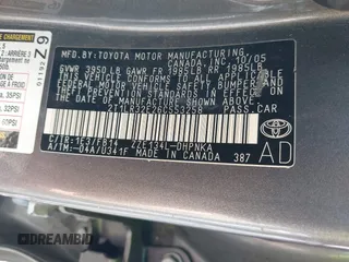 2006 Toyota Matrix STD z VIN 2T1LR32E26C553258, wystawiony jako IAAI lot #41113812 z przebiegiem 165 475 mil mil oraz . Historia ofert i sprzedaży dostępna na DreamBid. Obrazek 9.