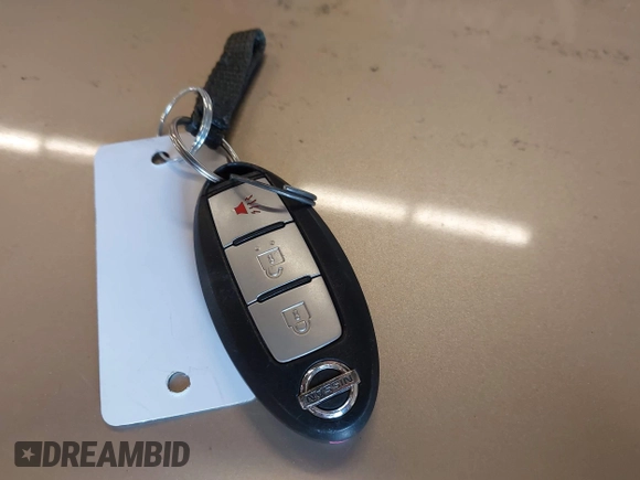 2013 Nissan Pathfinder SL with VIN 5N1AR2MN1DC644053, listed as a IAAI auction lot 41944570 with 86,861 mi miles and . Bid and sale history available at DreamBid. Image 11.
