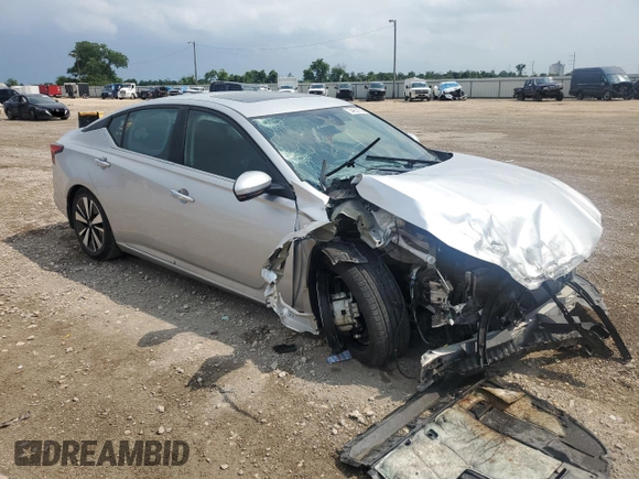 2022 Nissan Altima SV z VIN 1N4BL4DV3NN329658, wystawiony jako Copart lot #54952755 z przebiegiem 26 364 mil mil oraz Szkoda całkowita • Salvage title. Historia ofert i sprzedaży dostępna na DreamBid. Obrazek 4.