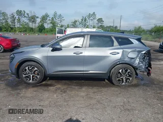 2024 Kia Sportage EX with VIN 5XYK33DF3RG185488, listed as a IAAI auction lot 42345457 with 33,926 mi miles and . Bid and sale history available at DreamBid. Image 14.