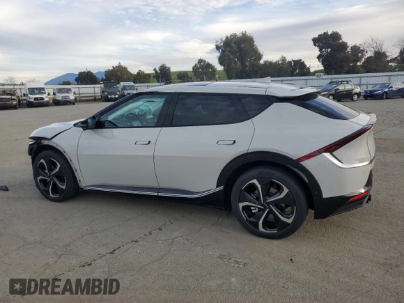 2022 Kia EV6 Wind with VIN KNDC3DLCXN5027041, listed as a Copart auction lot 45811095 with 20,585 mi miles and Salvage Title. Bid and sale history available at carsss.com. Image 2.