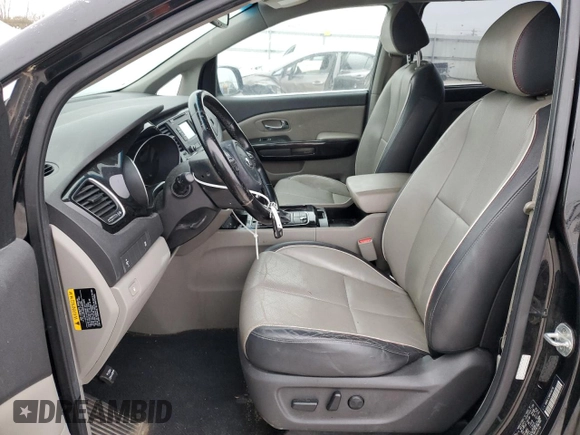 2015 Kia Sedona SX with VIN KNDMC5C18F6046756, listed as a Copart auction lot 83038714 with 115,791 mi miles and Clean Title. Bid and sale history available at carsss.com. Image 7.